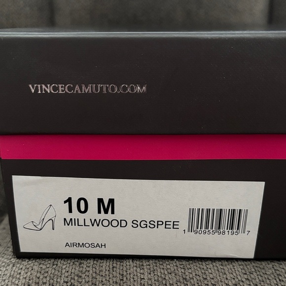 Vince Camuto Blush Heels - Picture 7 of 7